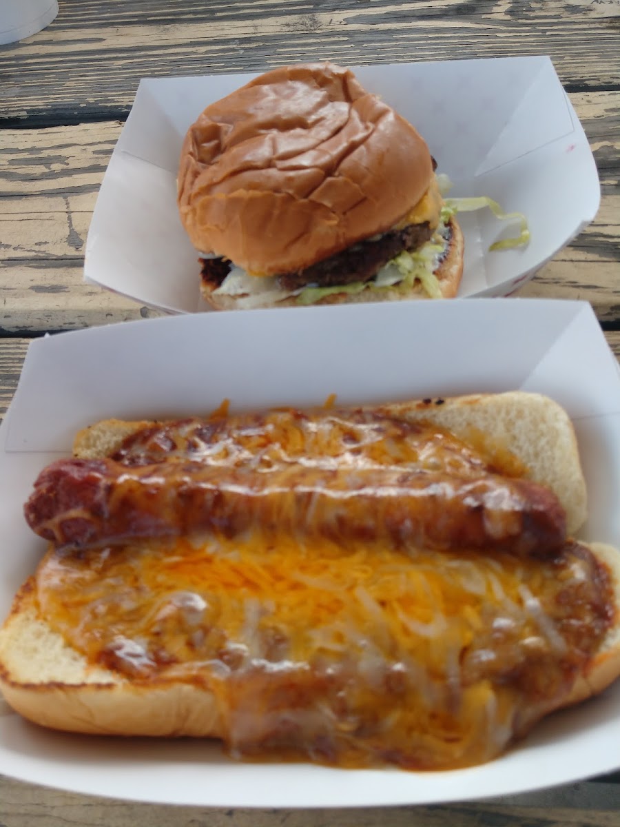 Yellowjacket Drive-In-9